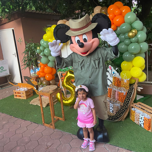 Safari Mickey Mouse